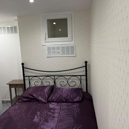 3 Pieces Au Calme Avec 1 Acces Independant Apartment Paris Luaran gambar